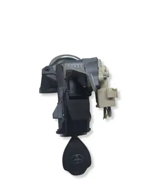 Toyota Avensis T270 Ignition lock 450200203