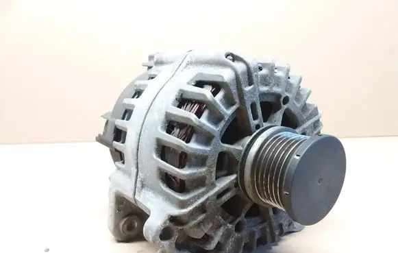 Audi A5 Sportback 8TA Generator/alternator 04L903017A