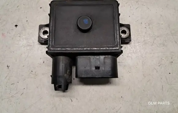 Mercedes-Benz C AMG W204 Glow plug pre-heat relay A6461532579