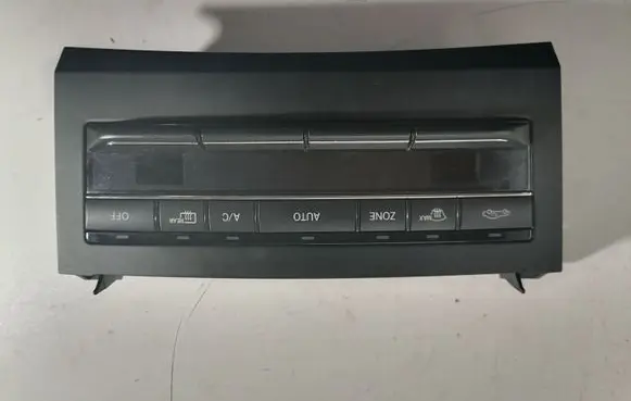 Mercedes-Benz E C207 W207 Climate control unit A2129007404 A2128300285 A2076801589