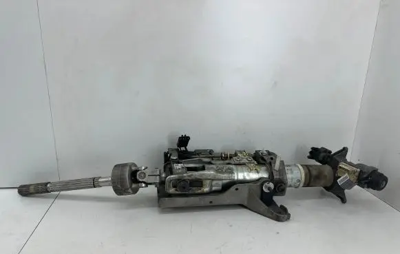 BMW 5 E60 E61 Steering wheel axle 6765864