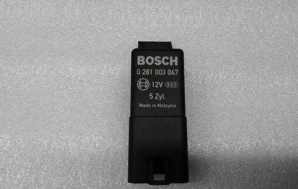 Volvo XC60 Glow plug pre-heat relay 30785663