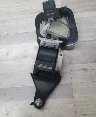 Subaru Forester SH Rear seatbelt 