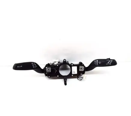 Audi A1 Indicator stalk 8X0953521B 8X0953502