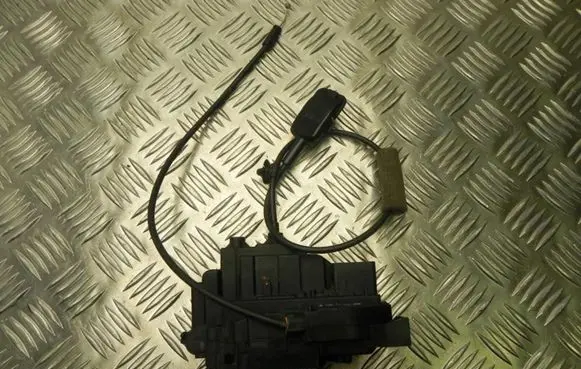 Nissan NV400 Front door lock 8D5020007RF I9008