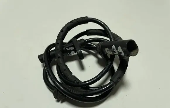 BMW X6 E71 ABS rear brake sensor 6771777