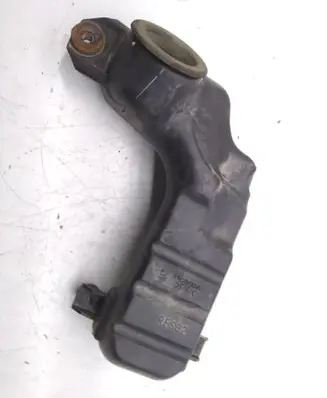Honda CR-V Intake resonator 