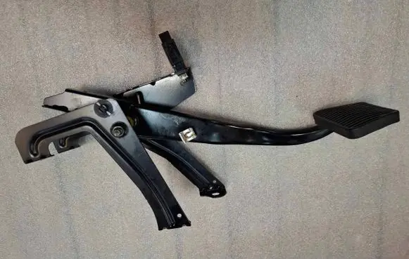 Volvo S80 Brake pedal 8622064 01W512
