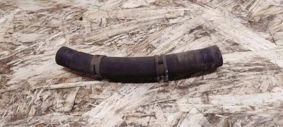 Land Rover Discovery 4 - LR4 Heater radiator pipe/hose 