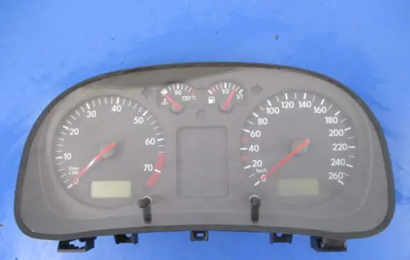 Volkswagen Golf IV Speedometer (instrument cluster) 1J0920806B