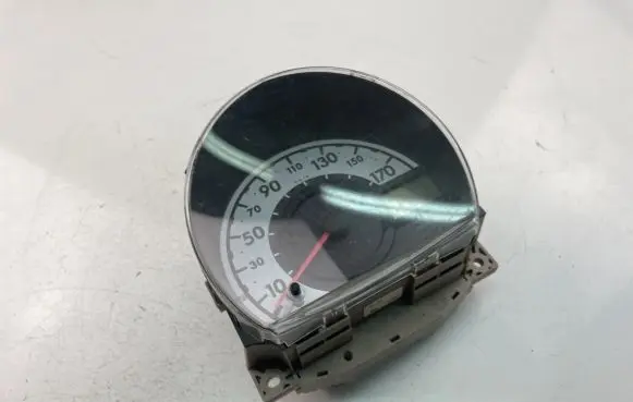 Toyota Aygo AB10 Speedometer (instrument cluster) 838000H011