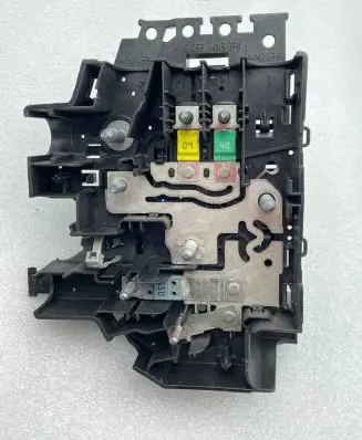 Mercedes-Benz GLE W167 Fuse box set A1675404528 ZGS003