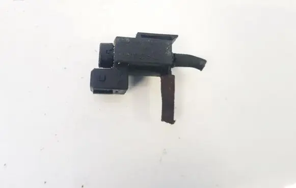 BMW 5 F10 F11 Turbo solenoid valve 7810831 70231800
