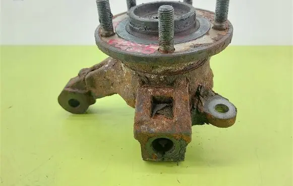 Dodge Caliber Front wheel hub spindle knuckle 