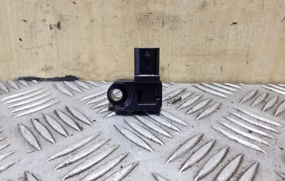 BMW X3 E83 Air pressure sensor 7804742