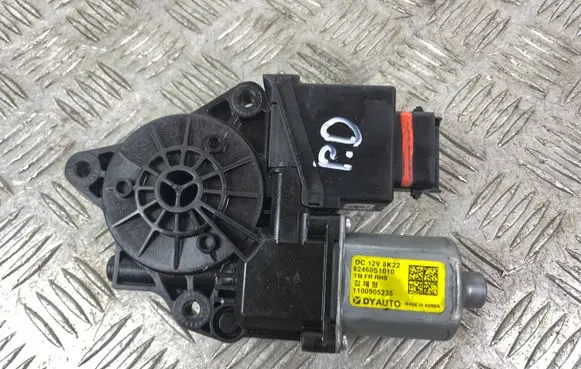 Hyundai Santa Fe Front door window regulator motor 82460S1010