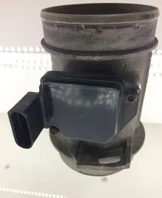 Audi A4 S4 B6 8E 8H Mass air flow meter 059906461D AFH96461D
