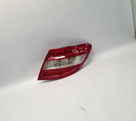Mercedes-Benz C W204 Rear/tail lights A2048200264