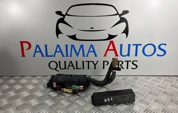 Nissan Juke I F15 Fuse box set 7154722330