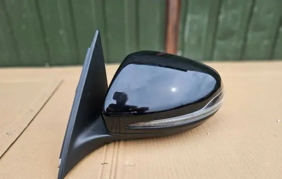Mercedes-Benz GLB x247 Front door electric wing mirror A2478107907