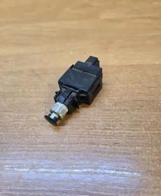 Volvo XC90 Brake pedal sensor switch 8622064 09W284