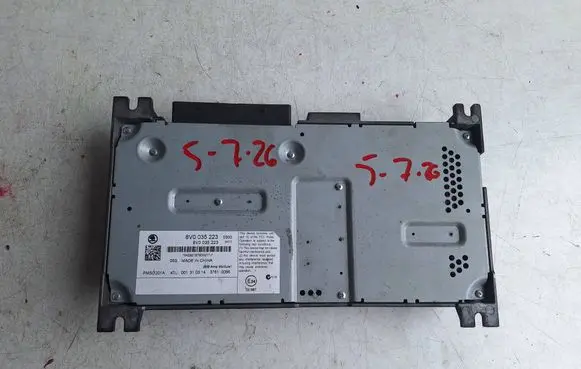 Skoda Octavia Mk3 (5E) Sound amplifier 8V0035223