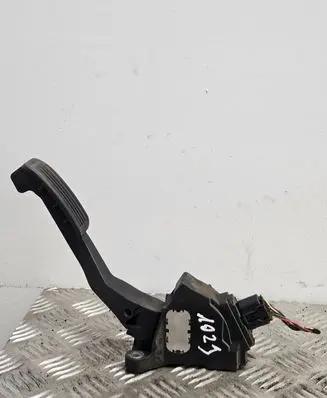 Toyota Yaris Accelerator throttle pedal 781100D010 43158082204