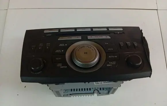 Mazda 3 II Radio/CD/DVD/GPS head unit BFH766ARX