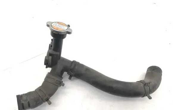 Hyundai ix20 Engine coolant pipe/hose
