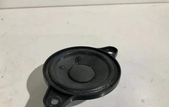 Mercedes-Benz E W211 Panel speaker A2118203002 2118203002