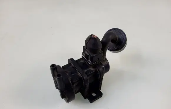Mitsubishi Carisma Turbo solenoid valve 7700874764