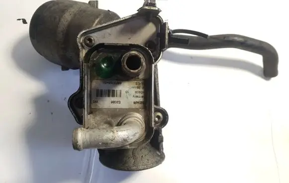 Opel Astra H Engine oil radiator 8973729431