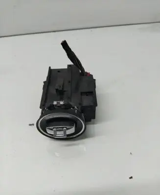 Volkswagen PASSAT B6 Ignition lock 3C0905843 0446007S 33303301