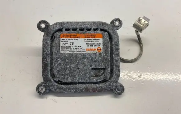 Headlight ballast module Xenon