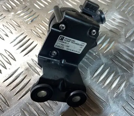 Ford Kuga II Electric auxiliary coolant/water pump DS7G8C419CB