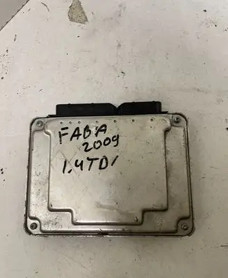 Skoda Fabia Mk2 (5J) Engine control unit/module 045906019CD