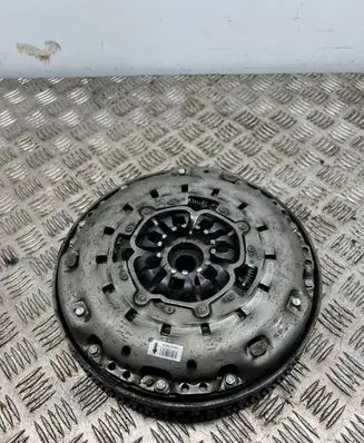 Nissan X-Trail T32 Clutch set kit 302056476R 123103008R