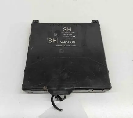 Toyota RAV 4 (XA50) Central body control module 50139300 8922142380