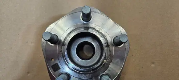 Tesla Model 3 Front wheel hub 104412100E