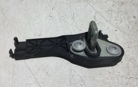 Peugeot Expert Sliding door lock loop/hook striker 9808470880A P1001637