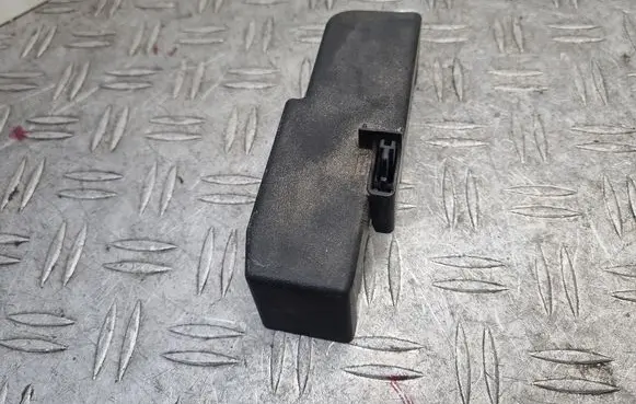 Opel Insignia A Fuse box cover 13222785 544949969
