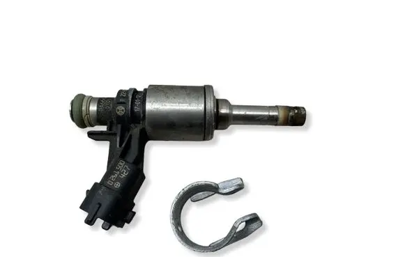 Maserati Levante Fuel injector 0261500427