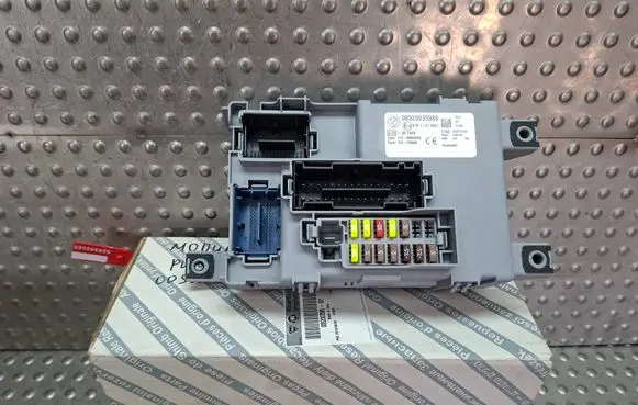 Fiat Punto Evo Fuse box set S26340071 00520035980