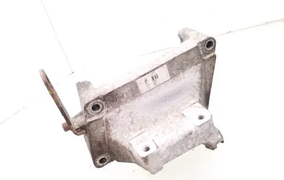 Opel Tigra B Engine mounting bracket 55194807