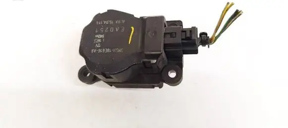 Ford Focus Air flap motor/actuator 3M5H19E616AB 3M5H-19E616-AB