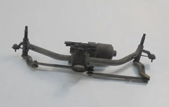 Peugeot 207 CC Front wiper linkage 9650380780