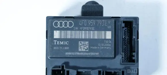 Audi A6 S6 C6 4F Door control unit/module 4F0959793E