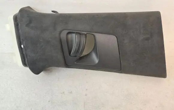 Porsche Macan (95B) (B) pillar trim (top) 95B867294