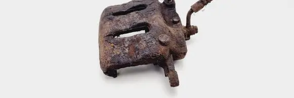 Nissan King Cab, Navara Front brake caliper