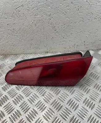 Tailgate rear/tail lights